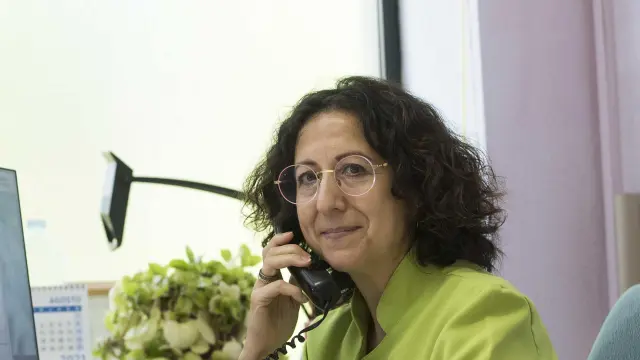 Luisa Lozano, autora del estudio, en el centro de salud Las Fuentes Norte de Zaragoza.