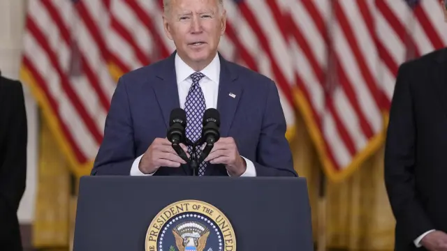 Biden da explicaciones sobre Afganistán, este viernes, en presencia de la vicepresidenta Kamala Harris y el secretario de Estado Antony Blinken