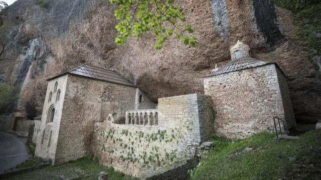 El monasterio de San Juan de la Peña.