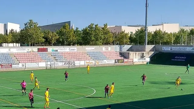 Fútbol. Regional Preferente. Villanueva 1-0 Almudévar.