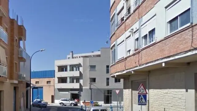El incendio tuvo lugar en una vivienda de la avenida de Mossèn Ramon Muntanyola de Reus.