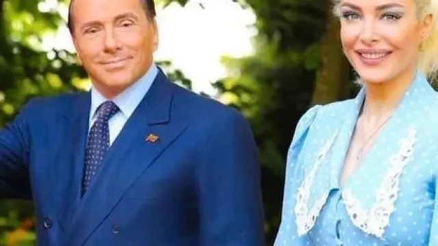 Berlusconi y su novia Marta Fascina, de 32 años.