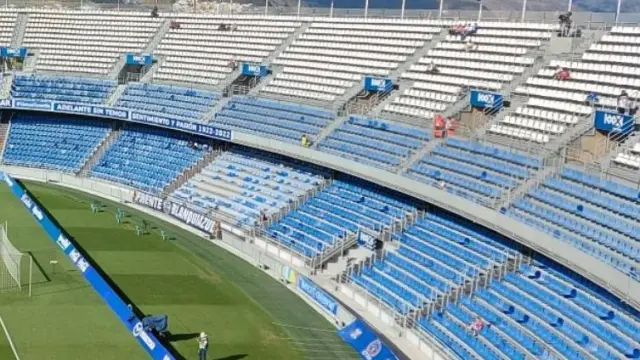 El estadio Heliodoro Rodríguez de Santa Cruz de Tenerife, hora y media antes del partido de esta noche entre los locales y el Real Zaragoza.