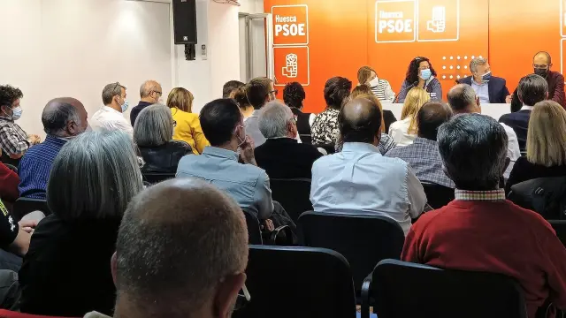 Luis Felipe se dirige a la Asamblea de la Agrupación Local del PSOE.
