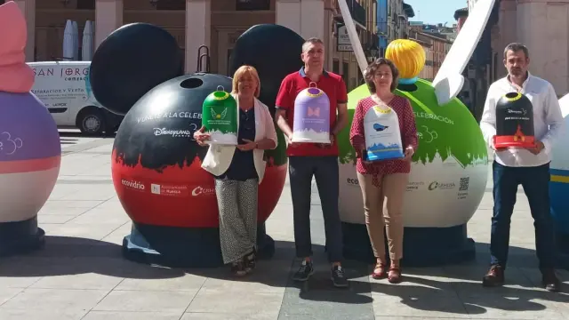 Los iglús de reciclaje de vidrio decorados con personajes de Disney estarán repartidos por distintos puntos de Huesca.