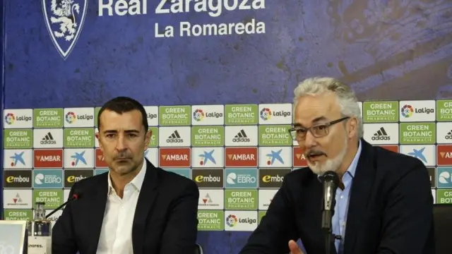 Sanllehí, Carcedo y Torrecilla, durante la presentación del entrenador riojano como nuevo técnico del Real Zaragoza.
