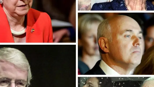Izquierda, Theresa May y John Major. Derecha, Margaret Thatcher, Iain Duncan Smith y Edward Heath.