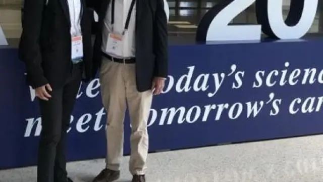 David Sanz junto al doctor José María Marín en un congreso de la ATS (Sociedad Torácica Americana).