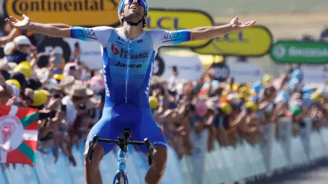 El corredor australiano Michael Matthews (BikeExchange-Jayco) ha ganado este sábado la decimocuarta etapa del Tour de Francia