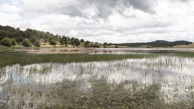 La laguna de Bezas se secó en 1994: a pesar de ser estacional, suele quedarle siempre un poco de agua.