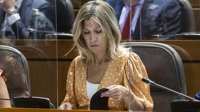 Orós, Vaquero y Beamonte, diputados del PP, este jueves en el pleno de las Cortes de Aragón.