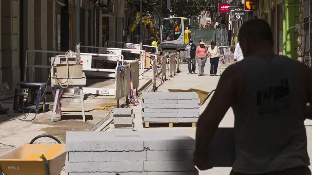 Las obras de la calle de San Miguel, a principios de agosto.