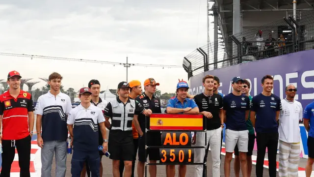 Homenaje de la Fórmula 1 a Fernando Alonso