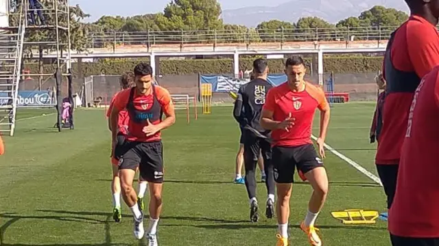 Rubén Pulido, junto a Florian Miguel, en el entrenamiento de este martes.