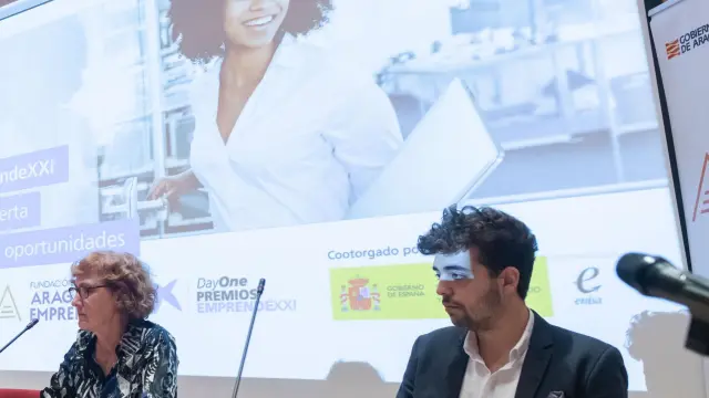 Pilar Molinero, Carlos Lacosta y Jorge Terreu en la presentación de los Premios EmprendeXXI