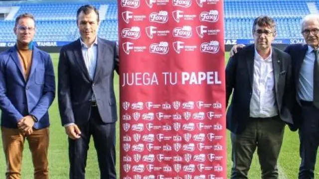 Miembros de la SD Huesca, la Fundación Alcoraz e ICT Ibérica.