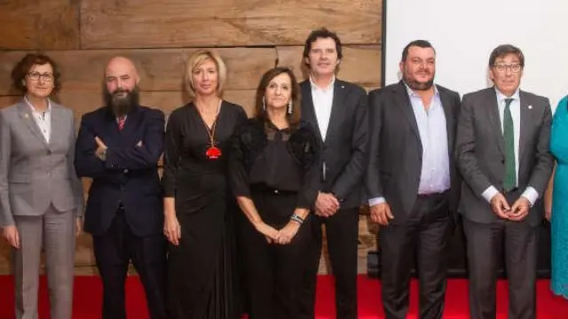 Autoridades y premiados en la última gala de Premios de RSE de Pedrola, celebrada en 2019.