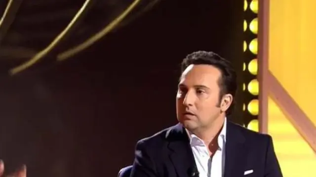 Iker Jiménez conversa con el colaborador de 'Horizonte' Nicolás Rodríguez.