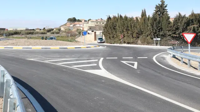 Obras realizadas en la carretera A-1102 entre Villanueva de Gállego y Castejón de Valdejasa