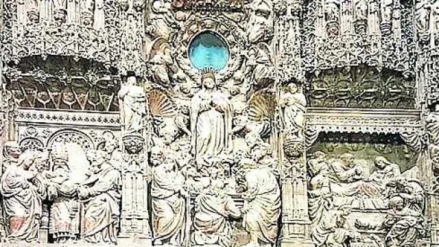El impresionante retablo de Damián Forment ya puede verse en la basílica del Pilar tras su restauración.