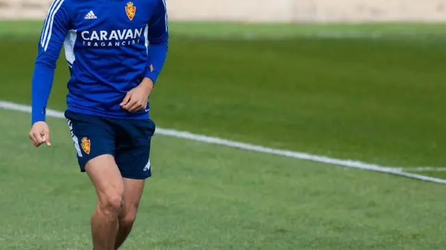 Marcos Luna, en un entrenamiento de hace unas semanas con el Real Zaragoza.