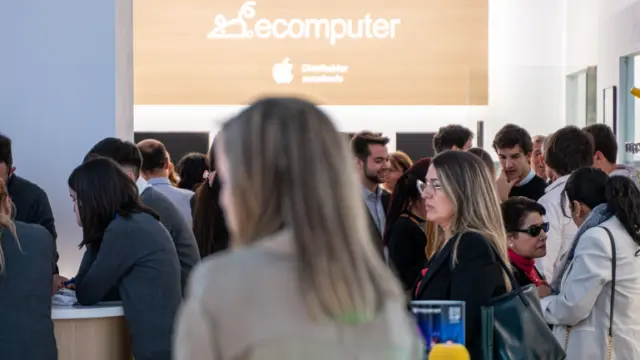 Inauguración de la nueva tienda de Ecomputer en Madrid.