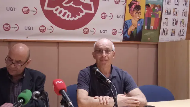 Daniel Alastuey, secretario general de UGT Aragón, y Carlos Villacampa, secretario territorial del sindicato en Huesca.