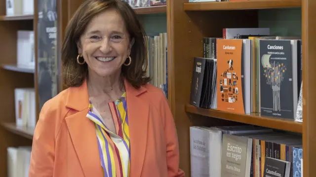 La directora de la Biblioteca Nacional, la zaragozana Ana Santos, este martes en la librería Cálamo de Zaragoza