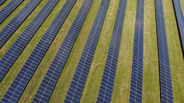 Paneles solares o soberanía alimentaria