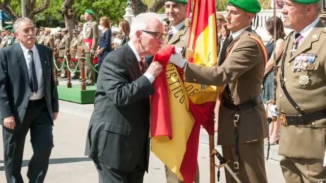 Foto de archivo de una Jura de Bandera civil de Huesca.