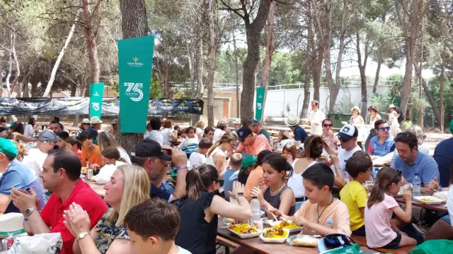 Más de ochocientas personas han disfrutado del Día de las Familias organizado por Caja Rural de Aragón.
