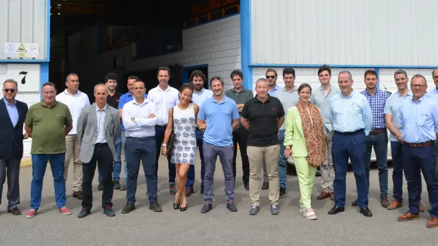 Los miembros de la asamblea del clúster visitaron recientemente la sede de su asociado Rigual, empresa ubicada en Fraga.