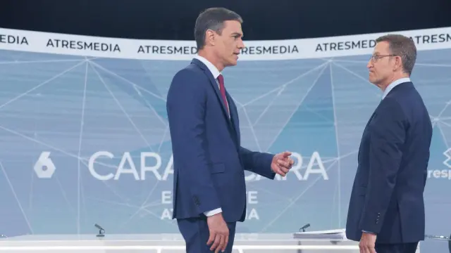 Sánchez y Feijóo en el debate de Antena 3