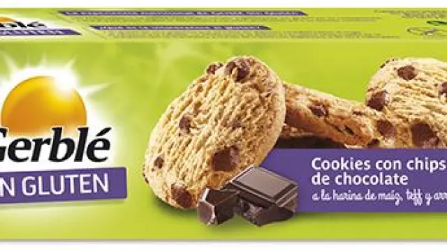 Un paquete de galletas sin gluten con pepitas de chocolate de la marca Gerblé.