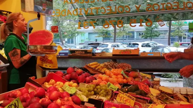 Una de las tiendas de Frutas Cester en Zaragoza.