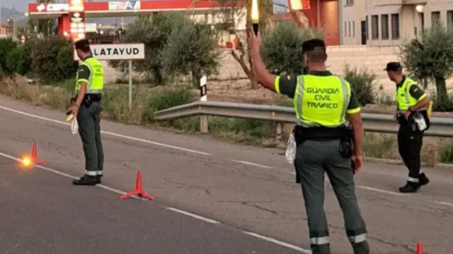 Control de tráfico de la Guardia Civil en Zaragoza
