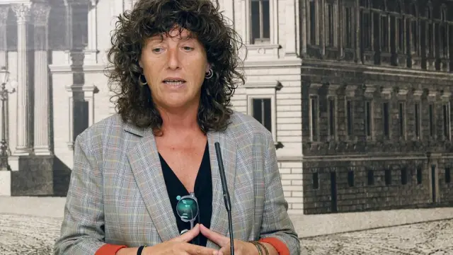 La diputada de ERC Teresa Jordà tras presentar las credenciales para la XV Legislatura.