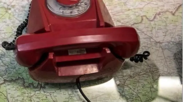 El "teléfono rojo" cumple 60 años.
