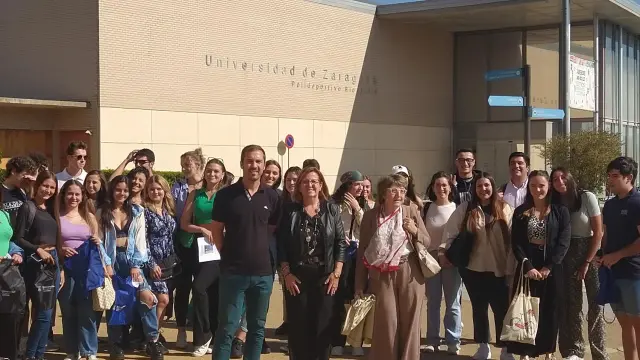 Foto de archivo de un acto con estudiantes extranjeros del campus de Huesca durante el curso 2022/2023.