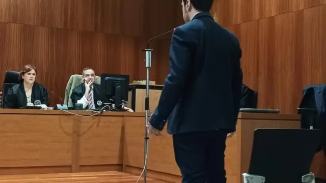 El acusado, durante uno de sus juicios en la Audiencia de Zaragoza.