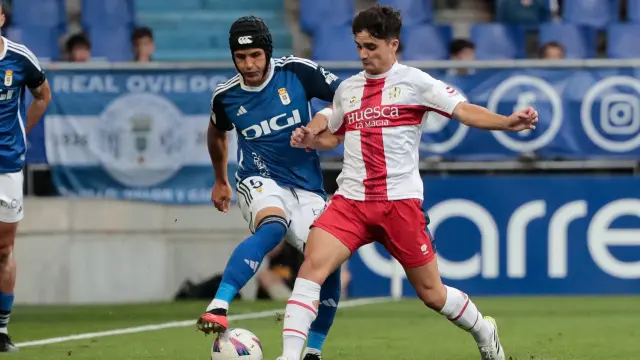 Ignasi Vilarrasa, novedad en el lateral izquierdo para el partido en Oviedo.