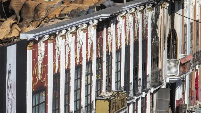 Vista aérea de las discotecas Golden, Teatre y La Fonda de Murcia tras el incendio en el que fallecieron trece personas.
