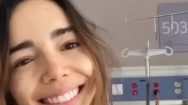 Alejandra Villafañe tras una cirugía.