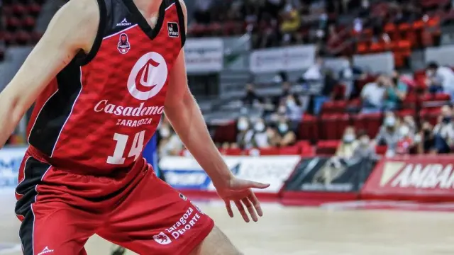 Pavle Stosic, durante su etapa en el Basket Zaragoza.