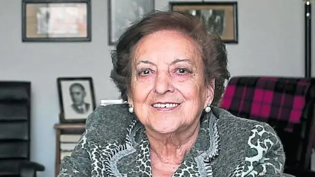 Maruja Collados, narradora y columnista, en su casa.