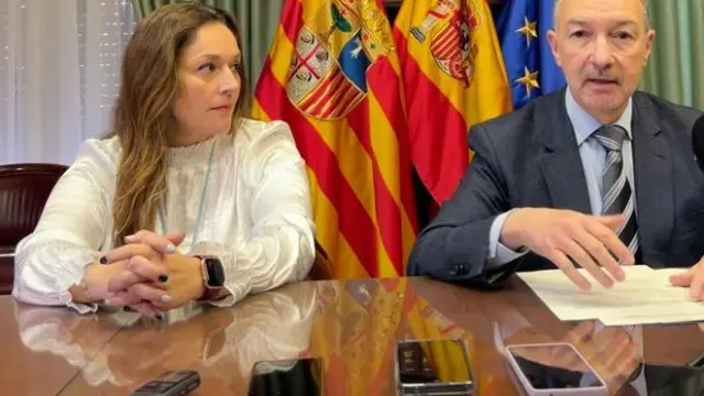Noelia Herrero y Fernando Beltrán, en la rueda de prensa celebrada este lunes en el Delegación del Gobierno en Zaragoza