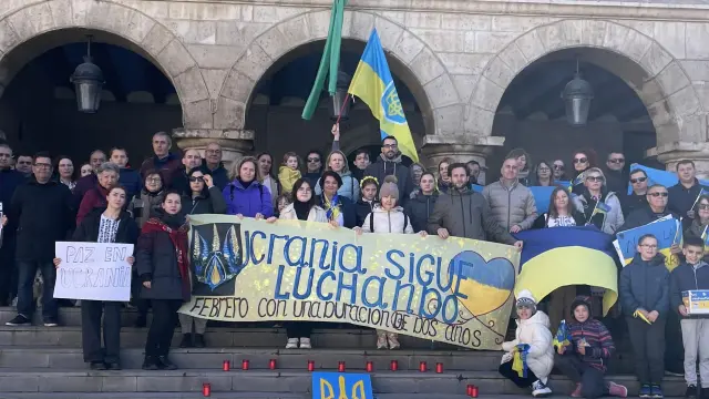 Concentración de apoyo al pueblo ucraniano en Monzón.