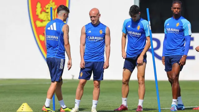 Francés, Mollejo, Grau y Jair, en el último entrenamiento antes del partido de hoy en Santander.