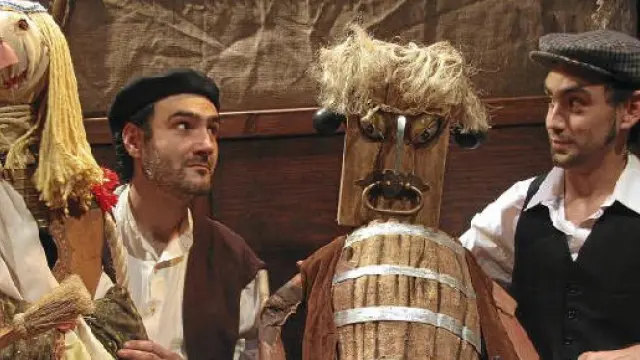Las historias tradicionales aragonesas, protagonistas de ¿En la cadiera¿, de Producciones Viridiana, que podrá verse el domingo en Ejea.