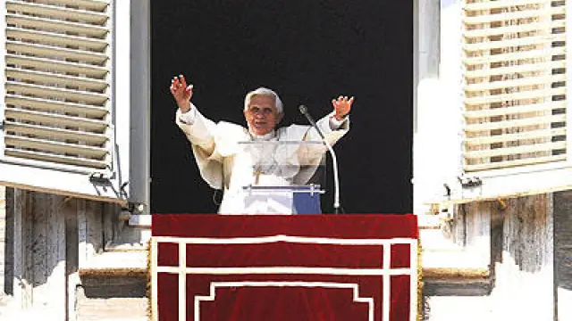El Papa, en el balcón del Vaticano